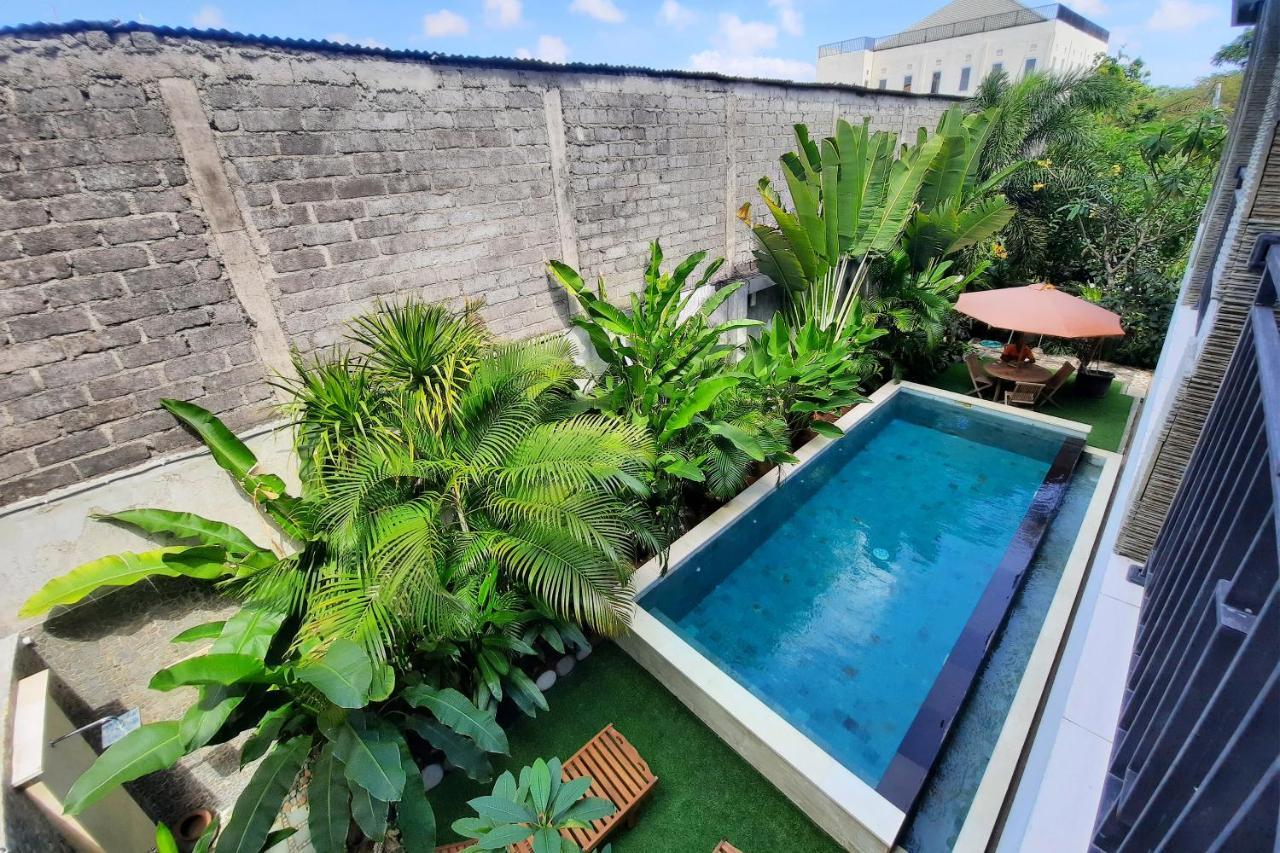 Oyo 3901 Kubu Kenak Hotel เซมินยัค ภายนอก รูปภาพ