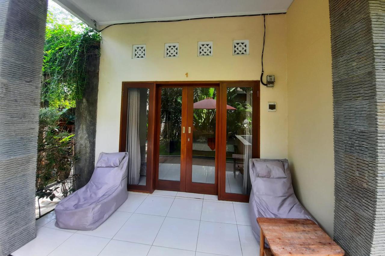 Oyo 3901 Kubu Kenak Hotel เซมินยัค ภายนอก รูปภาพ